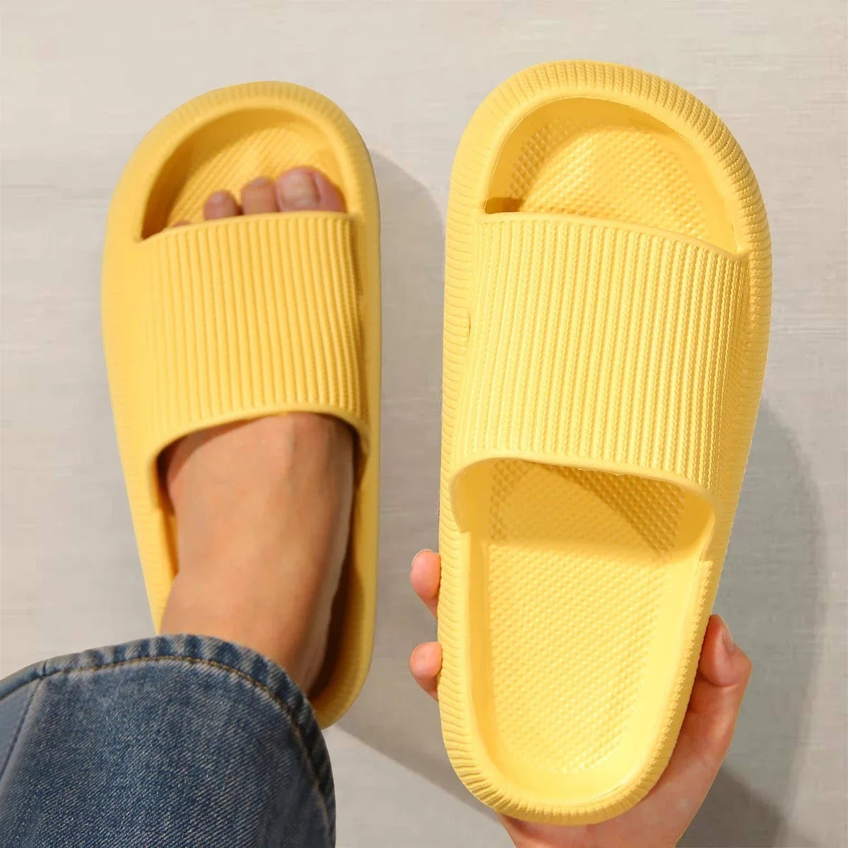 Unisex Anti-Slip Slippers