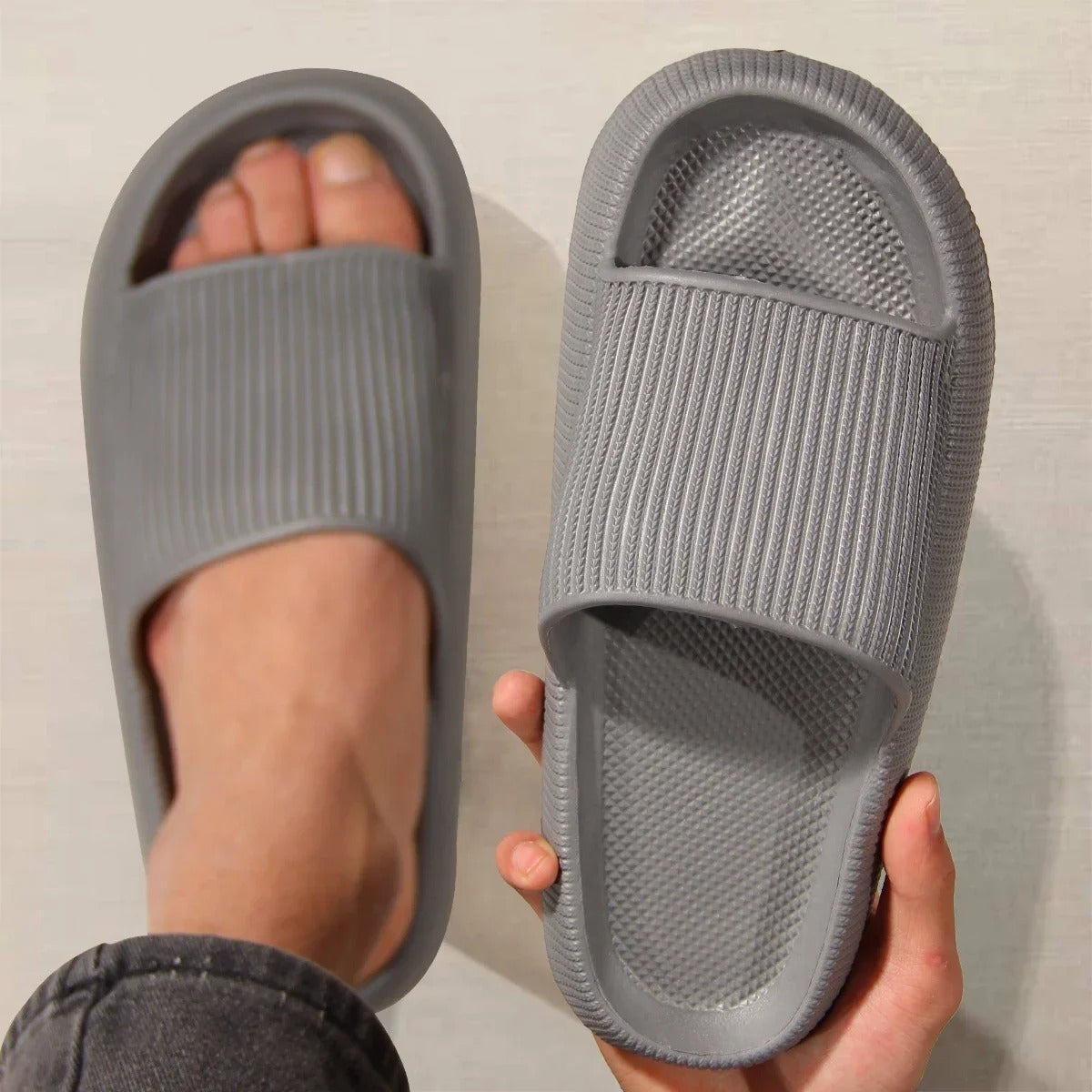 Unisex Anti-Slip Slippers